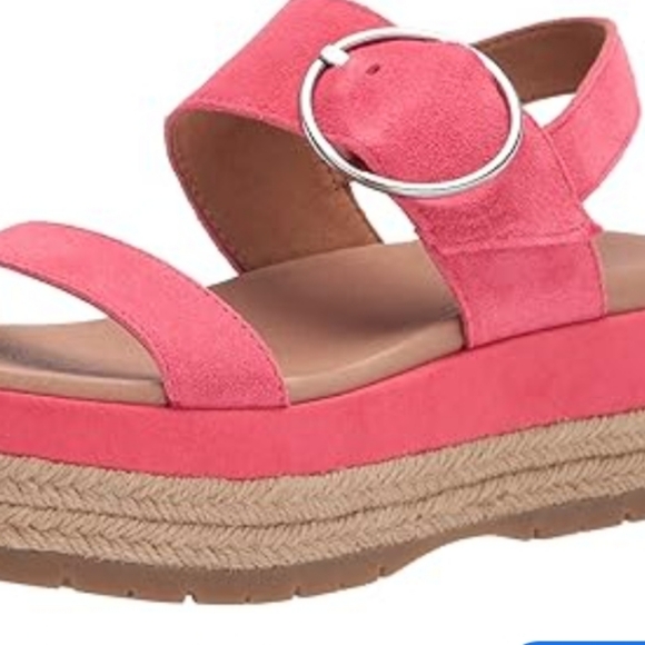 UGG Shoes - UGG APRIL ESPADRILLE WEDGE WOMEN'S SZ 9 SANDALS $155